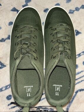 George Men’s Olive Knit Lace-Up Sneakers! Size 11!  New with tags